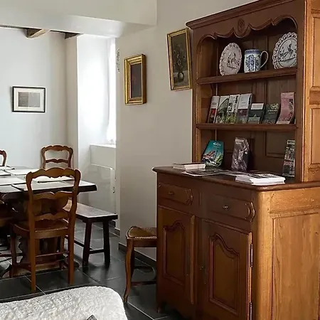 Maison Conviviale A Avec Cour Privee... * Les Riceys